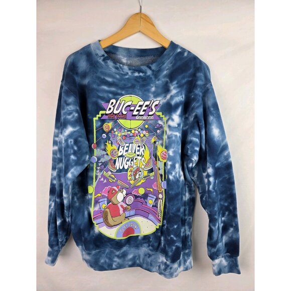 Buc-ees Sweatshirt Adult Size Medium Blue Tie Dye Pinball Arcade Bucees Beaver - Picture 10 of 10